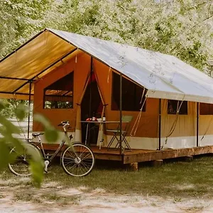 Campingplatz Onlycamp Les Deux Rives, Lannion