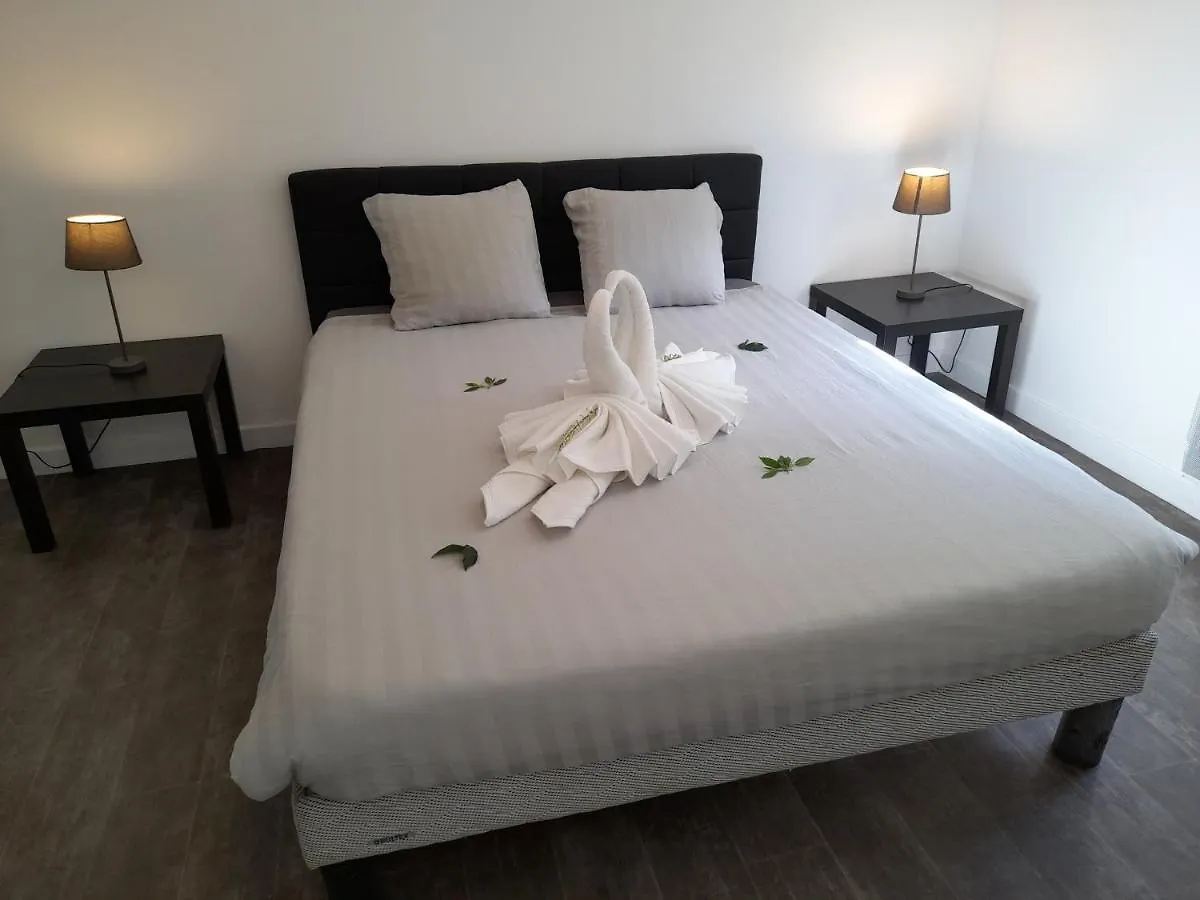 Apartment Appartements Lannion Proche Centre, Cotes De Granit Rose
