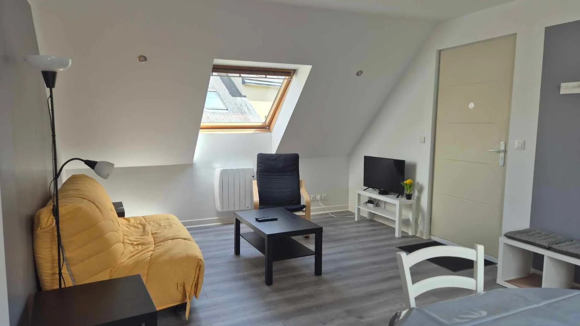 Apartment Appartements Lannion Proche Centre, Cotes De Granit Rose